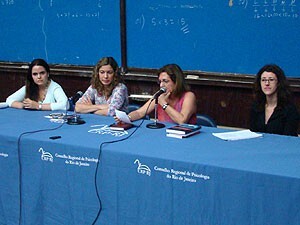 debate-2-300x225.jpg