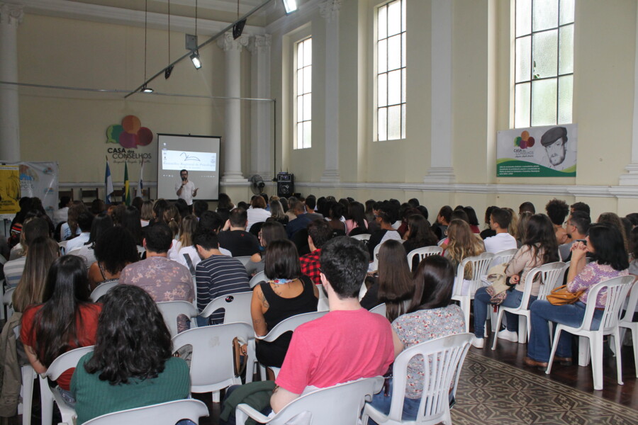 i-jornada-de-estudantes-de-psicologia-na-regiao-serrana-mais-de-100-participantes-em-petropolis